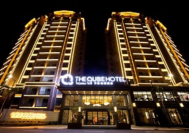 The QUBE Hotel & Suite Vientiane