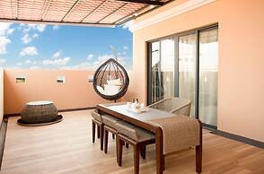 The QUBE Hotel & Suite Vientiane