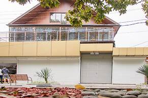 Guest House Kolibri Beach