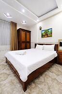 Huyen House
