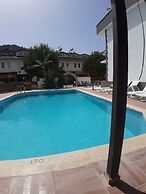 Moonlight Apart Hotel