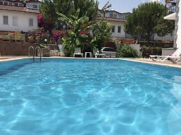 Moonlight Apart Hotel