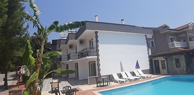 Moonlight Apart Hotel