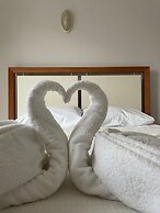 Moonlight Apart Hotel