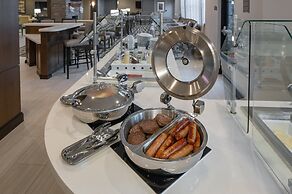 Staybridge Suites Phoenix - Biltmore Area by IHG