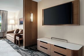 Fairfield Inn & Suites by Marriott Milwaukee West