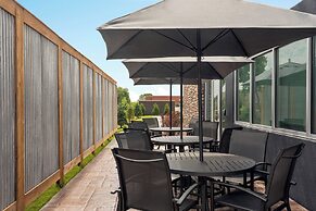 Fairfield Inn & Suites by Marriott Milwaukee West
