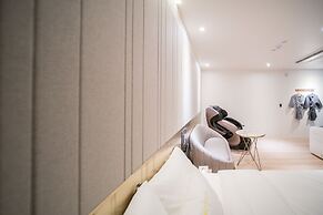 JUST SLEEP HOTEL No.2