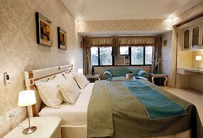 Shivoy Hotel
