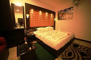 Coorg Jungle Camp Backwater Resort