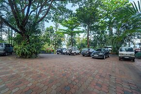 Coorg Jungle Camp Backwater Resort