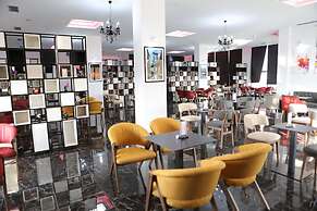 Hotel New York Kamez