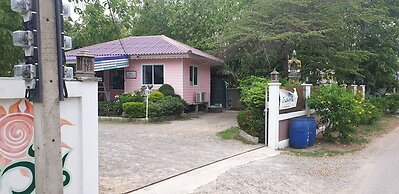 Chomtawan Home