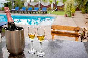 La Vaiencia Beach Resort