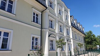 Nadodrzański Dwór
