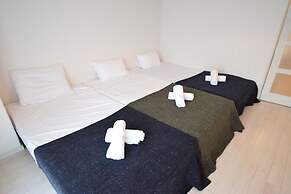 Clio Court Namba East