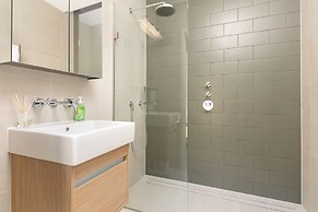 LT Greenwich 3 Bed Townhouse