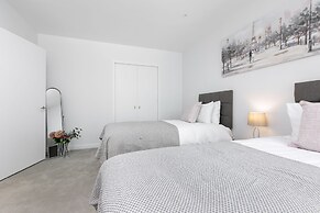 LT Greenwich 3 Bed Townhouse