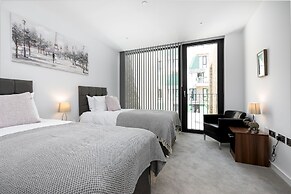 LT Greenwich 3 Bed Townhouse