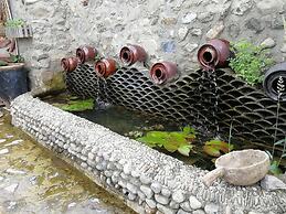 B&B  under  GreatWall