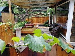 B&B  under  GreatWall