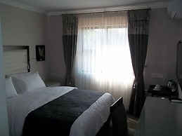 Regent Hotel Kgale