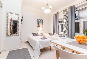 Go Happy Home Apartment Mikonkatu 18