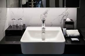 Oakwood Residence Hanoi