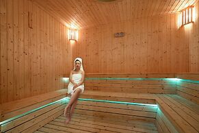 Oakwood Residence Hanoi