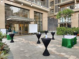 Oakwood Residence Hanoi