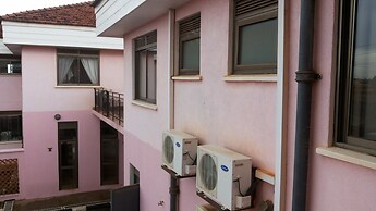 Lillian Towers Hotel