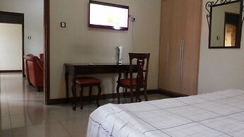 Lillian Towers Hotel