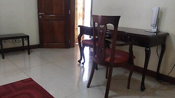 Lillian Towers Hotel