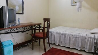 Lillian Towers Hotel