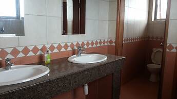 Lillian Towers Hotel