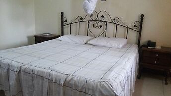 Lillian Towers Hotel