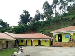 Sipi Travellers Lodge