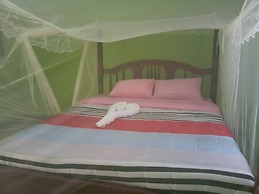 Sipi Travellers Lodge