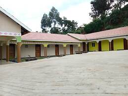 Sipi Travellers Lodge