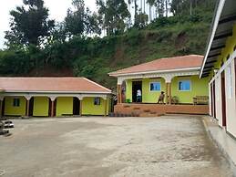 Sipi Travellers Lodge