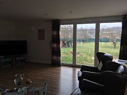 Cozy Villa