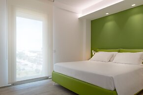 Youmami Lifestyle Suite Hotel