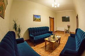 Grand Hostel