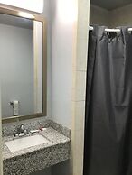 Hwy 59 Motel Laredo Medical Center