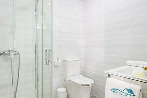 Villas By Seric,15' walking to the beach