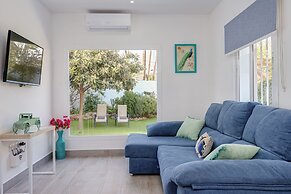 Villas By Seric,15' walking to the beach