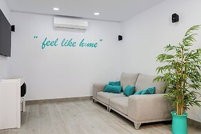 Villas By Seric,15' walking to the beach