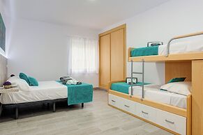 Villas By Seric,15' walking to the beach