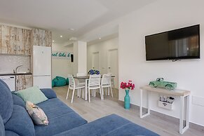 Villas By Seric,15' walking to the beach