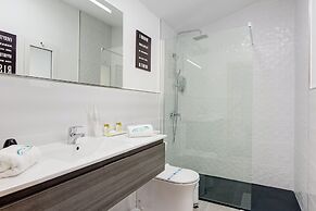 Villas By Seric,15' walking to the beach